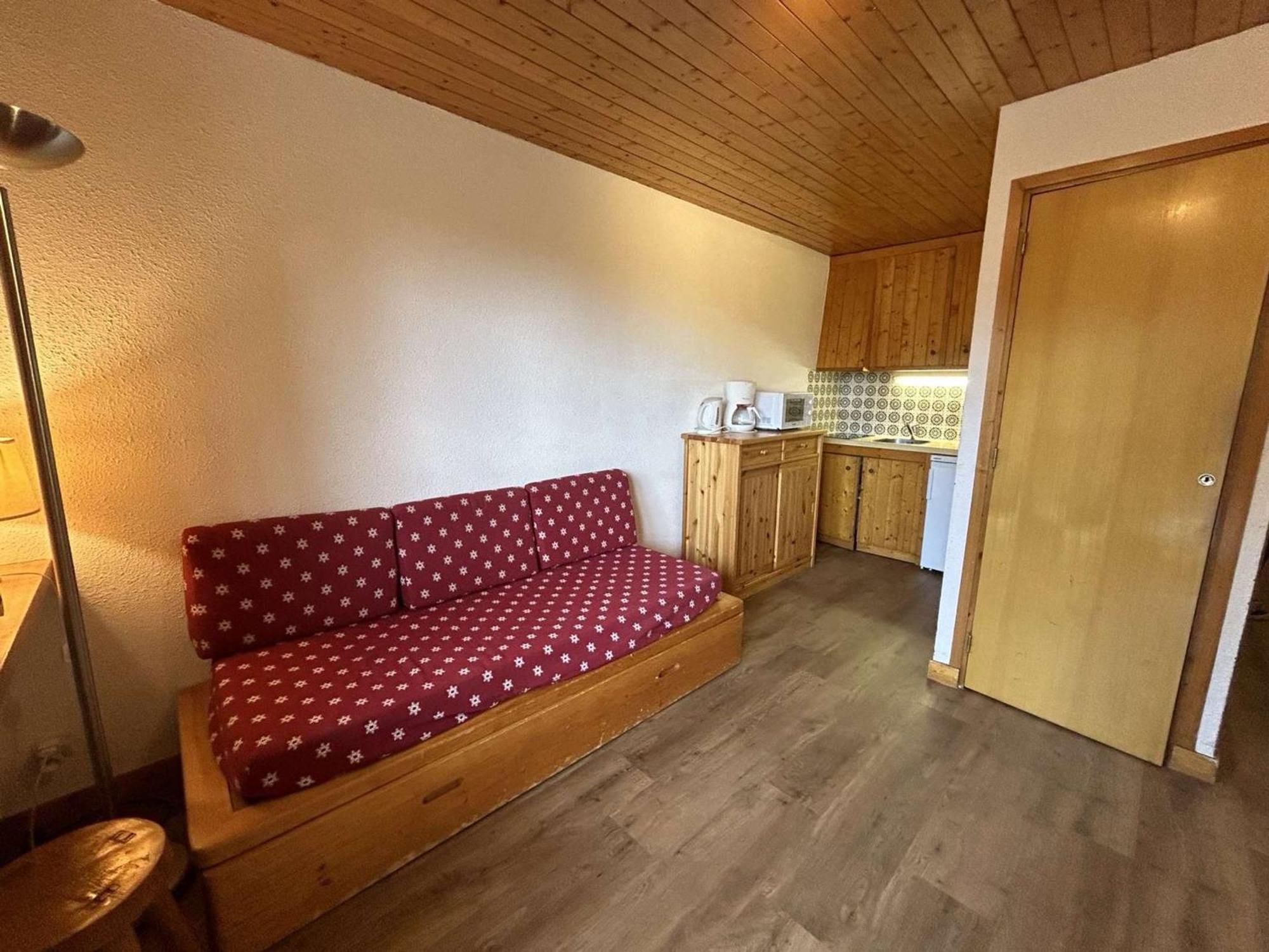 Studio 2/4 Pers, Acces Pistes Et Piscine, Proche Commerces, Meribel - Fr-1-180-297 Екстер'єр фото