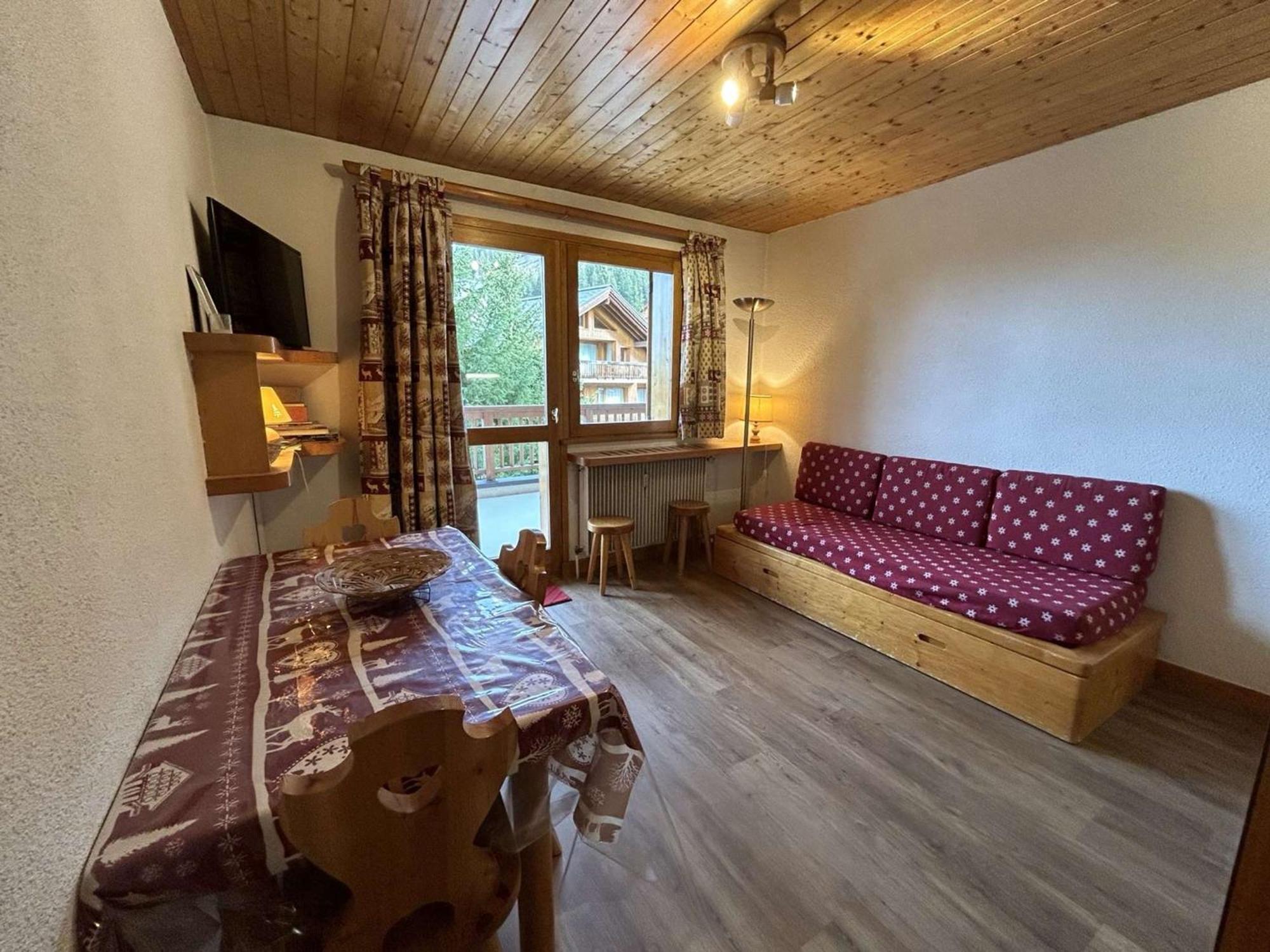 Studio 2/4 Pers, Acces Pistes Et Piscine, Proche Commerces, Meribel - Fr-1-180-297 Екстер'єр фото